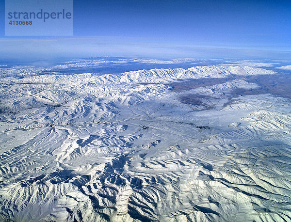 Iran  Luftbild aus 10000 m Höhe  Hochland  Gebirge  Iran