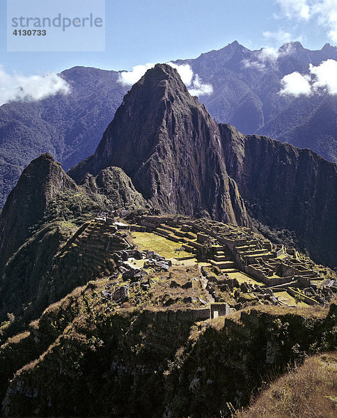 Machu Picchu  alte Inka-Stadt  Ruinen  UNESCO Weltkulturerbe  Peru  Südamerika