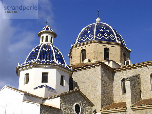 Die bekannte Kirche La Mare de Deu del Consol  Altea  Spanien