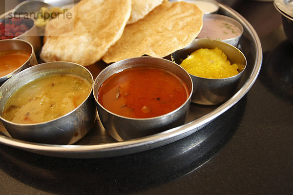 Indisches Essen  Tali  Indien