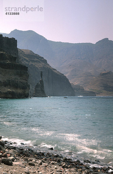 Dedo de Dios (Finger Gottes) Felsformation  Puerto de las Nieves  Gran Canaria  Kanarische Inseln  Spanien