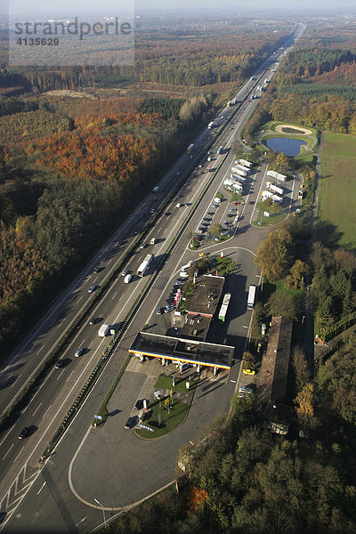 Autobahn A3  Raststätte Hösel  Ratingen  Nordrhein-Westfalen  Deutschland