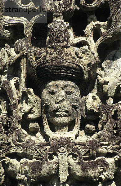 Stele Nr. 4  Maya-Ruinen von Copan  Honduras