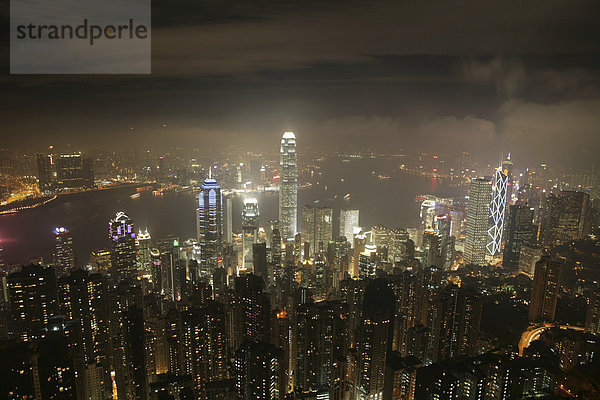 Hongkong Island  Blick von The Peak auf die Skyline  Honkong  China