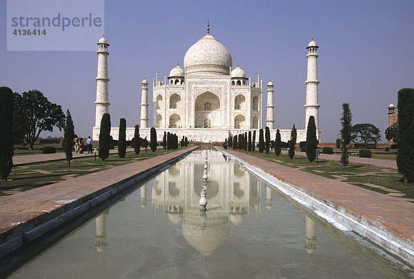 Taj Mahal  Grabmal  Agra  Uttar Pradesh  Indien