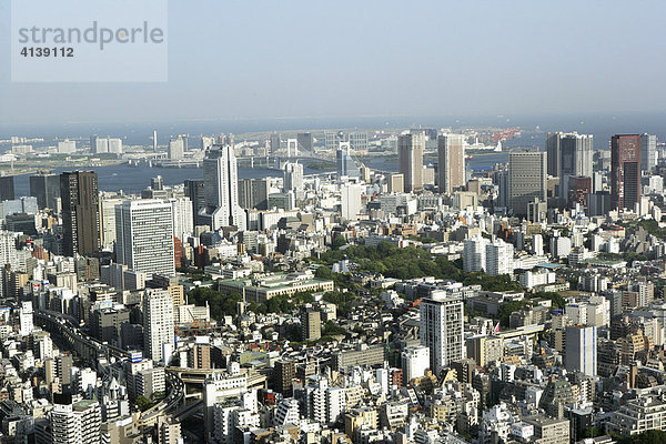 Blick vom Roppongi Hills Mori Tower  Tokyo-City-View  Stadtteile Shibaura  Shinagawa und Odaiba  Tokio  Japan