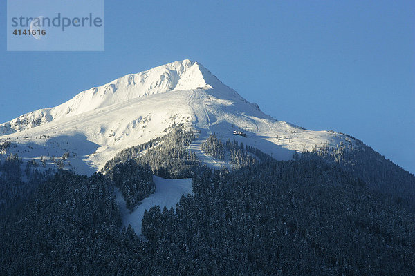 Bansko  Skigebiet  Todorka Gipfel (2746m) im Pirin Gebirge mit Halbmond  Bulgarien