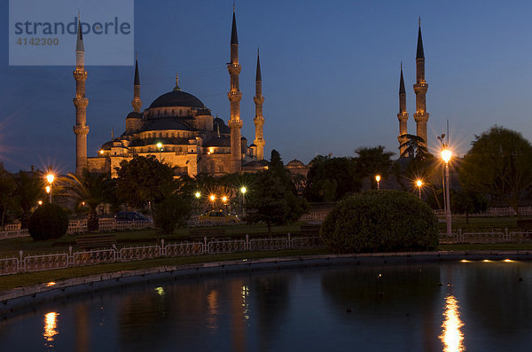 Sultan Ahmed Camii  die Blaue Moschee  Istanbul  Türkei