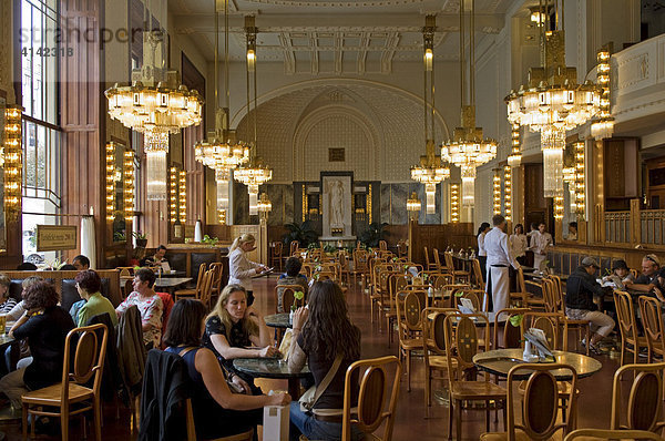 Cafe im Repräsentationshaus in Prag  Tschechische Republik