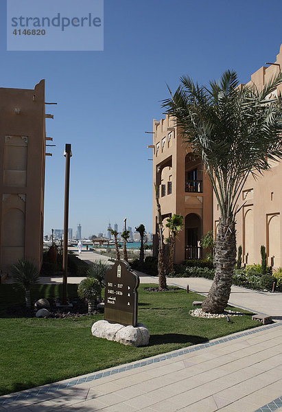 Ritz Carlton Sharq Village & Spa  fünf Sterne Luxus Hotel  Resort  arabische Wüstendorf Architektur  Doha  Qatar  Katar