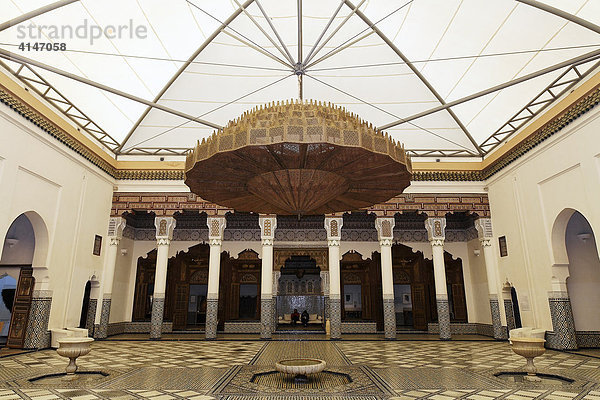 Großer Patio  Palast Dar Mnebhi  Musée Privé de Marrakech  Marokko  Afrika