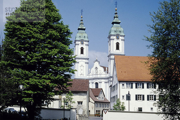Bad Waldsee  Stiftskirche St.Peter  Oberschwaben  Baden-Württemberg  Deutschland  Europa