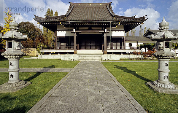 Japanischer Tempel  EKO-Haus für japanische Kultur  Niederkassel  Düsseldorf  NRW  Deutschland