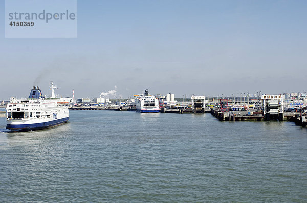 Der Fährhafen von Calais Frankreich