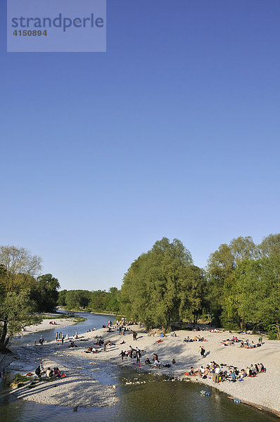 Grillfeste am Flaucher an der Isar  München  Oberbayern  Bayern  Deutschland