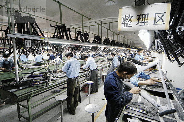 In der grössten Carbon Fahrradfabrik   Martec  China