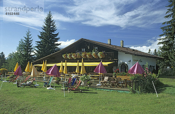 Sonnen Alm Hütte am Gschwandtkopf bei Seefeld Tirol Österreich