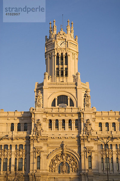 Palacio de Comunicaciones  ehemaliges Hauptpostamt von Madrid an der Plaza Cibeles  Madrid  Spain