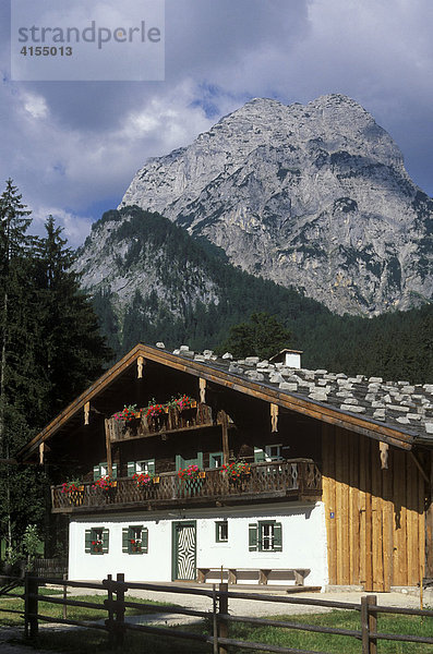 Klausbachtal  Nationalpark Berchtesgaden  Haus des Nationalparks  Berchtesgadener Alpen  Oberbayern