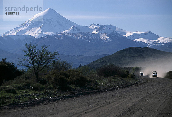 Vulkan Lanin  Patagonien  Seengebiet  Provinz Rio Negro  Argentinien  Südamerika