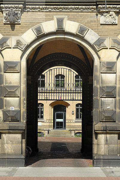 Portal des Gerichtsgebäude - Bremen  Deutschland  Europa.