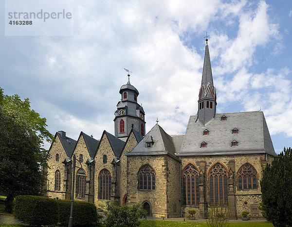Markuskirche  frühgotische Basilika aus dem 15. Jahrhundert  dreischiffige Hallenkirche  Butzbach  Hessen  Deutschland  Europa