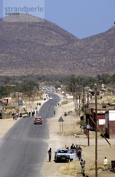 Opuwo  Hauptplatz des Kaokoveldes  Namibia