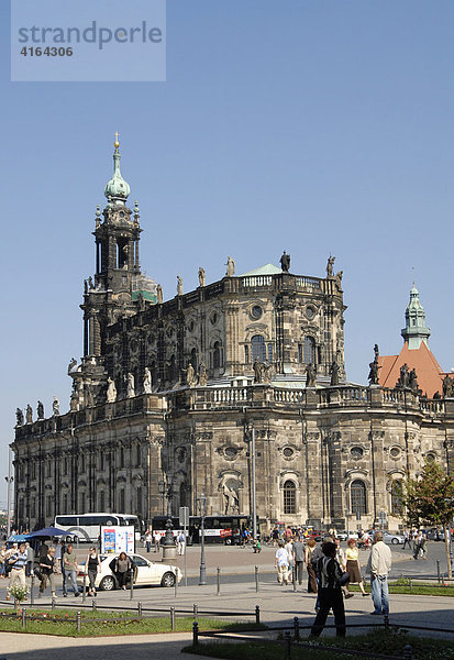 Katholische Hofkirche  Kathedrale Sanctissimae Trinitatis  Dresden  Sachsen  Deutschland