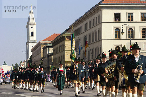 Trachten- und Schützenzug zu Beginn vom Oktoberfest in München - Antlaßschützenkompanie Lenggries mit Blaskapelle Lenggries