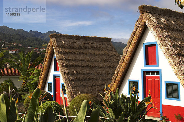 Casas de Colmo in Santana - typische strohgedeckte Santana-Häuser - Madeira