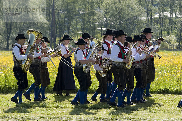 Fronleichnamsprozession in Oberndorf in Tirol Österreich