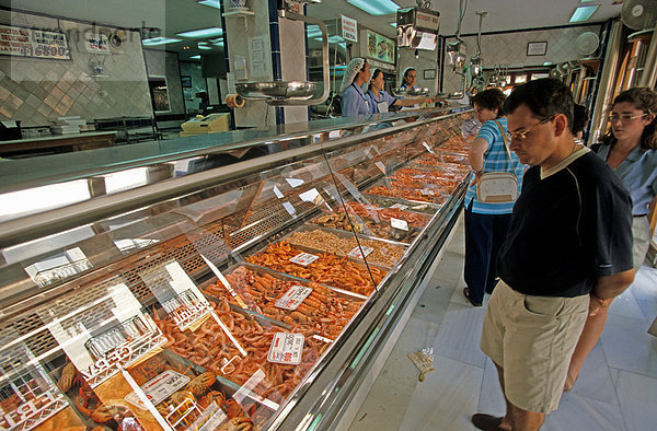Meeresfrüchte-Geschäft El Romerijo in El Puerto de Santa MarÌa - Costa de la Luz Andalusien Provinz C·diz Spanien