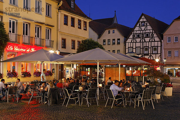 Marktplatz in Bad Neustadt an der Saale  Rhön-Grabfeld  Unterfranken  Bayern
