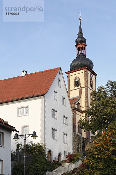 Valentin-Rathgeber-Haus  Pfarrkirche  Oberelsbach  Rhön-Grabfeld  Unterfranken  Bayern  Deutschland