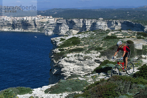 Mountainbiking  Bonifacio  Korsika  Frankreich