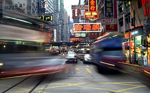Leuchtreklame  Straße  Hongkong  China