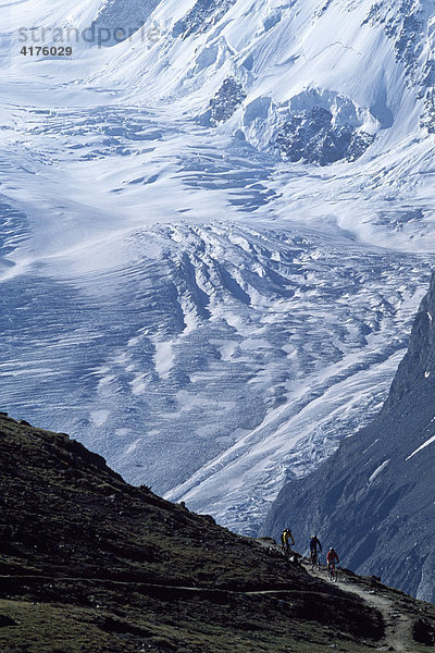 Mountainbiker  Gornergletscher  Zermatt  Wallis  Schweiz