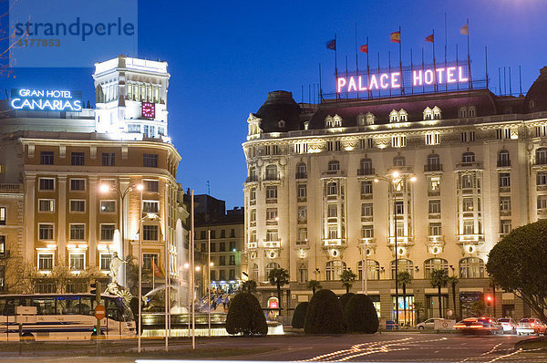 Plaza Canovas del Castillo  Hotel Palace  Altstadt von Madrid  Spanien