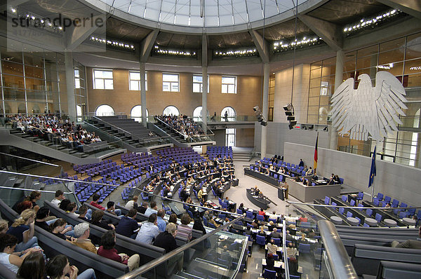 Sitzung des Deutschen Bundestages im Reichstagsgebäude  Berlin  Deutschland