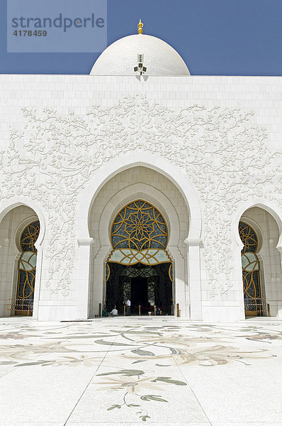 Sheikh Zayed bin Sultan Al Nahjan Moschee  Grand Mosque  drittgrößte Moschee der Welt  Emirat Abu Dhabi  Vereinigte Arabische Emirate  VAE  Asien