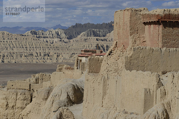 Canyon des Sutley-Flusses im alten Königreich Guge mit den Ruinen des Königssitzes Tsaparang in Westtibet  Provinz Ngari  Tibet (China)