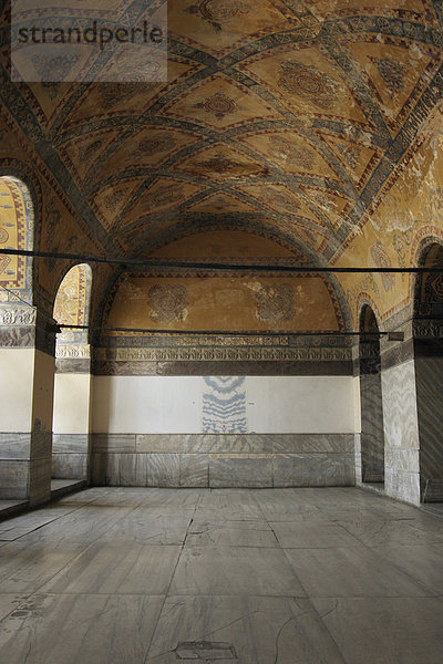 Hagia Sophia  Innenbereich  Deckenbemalung  Istanbul  Türkei
