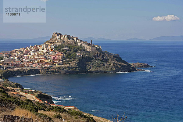 Stadtansicht Castelsardo auf Sardinien  Italien