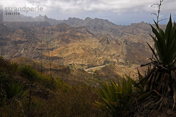 Spektakuläre Landschaft auf der Insel Santo Antao  Kap Verde  Kapverdische Inseln  Afrika
