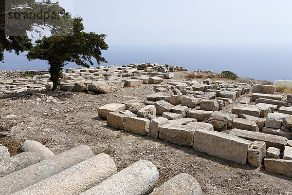 Antike Ruinenstadt Alt-Thira auf dem Berg Messavouno im Süd-Osten von Santorin in der Ägäis  Griechenland