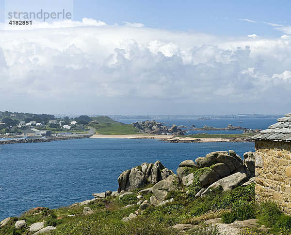 Blick vom Pointe de Primel  Bretagne  Frankreich