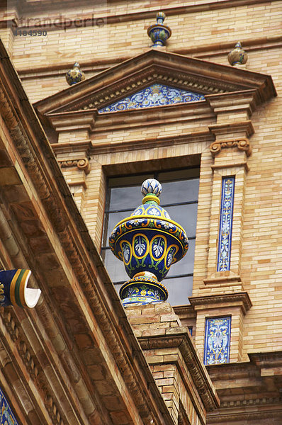Ornamente im Palacio de Espana  Sevilla  Andalusien  Spanien