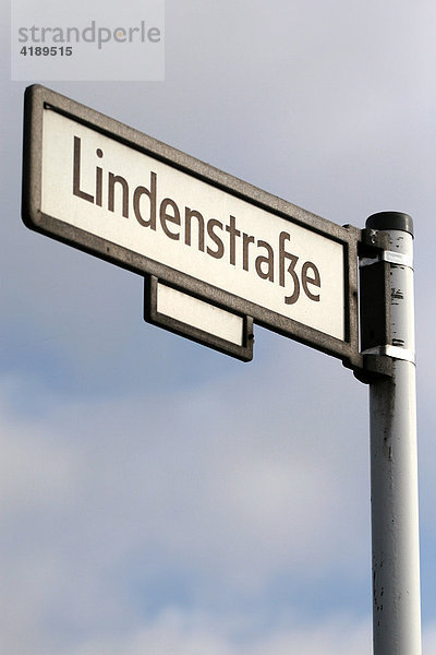 Straßenschild  Lindenstraße