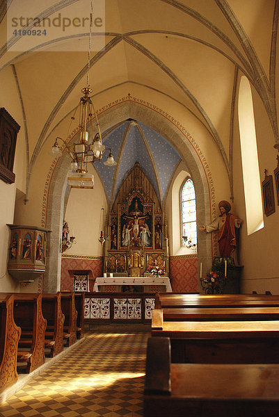 Kapelle zur heiligen Dreifaltigkeit  Vellau  Algund  Meran  Südtirol  Italien