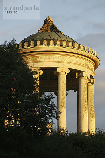 Monopteros Englischer Garten München  Bayern  Deutschland